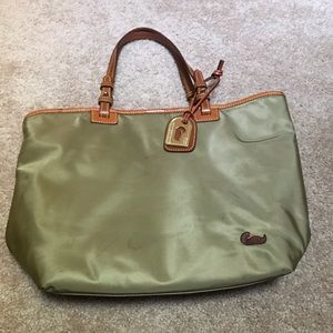Dooney & Bourke tote, olive green